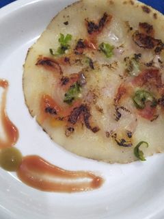 मिनी रवा उत्तपम (Mini rava uttapam recipe in hindi) रेसिपी मुख्य फोटो