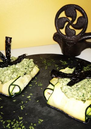 Una foto de Raviolis de calabacín rellenos de setas