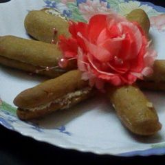 A picture of Coffee and walnut fingers.