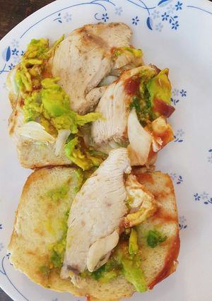 Foto resep Sandwich dada panggang keju avocado--Southbeach Diet makan siang