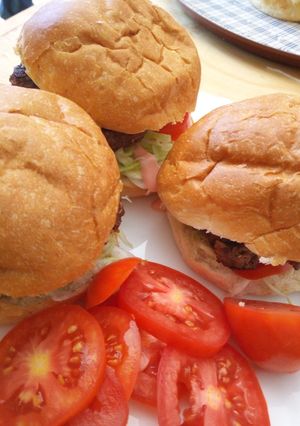 A picture of Beef Burger.