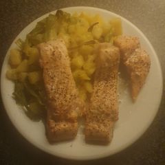 A picture of Spring Onions Potatoes and Salmon.