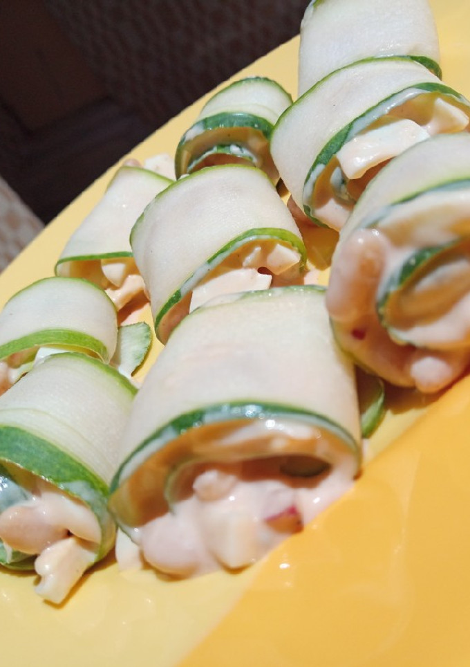 A picture of Cucumber rolls II.