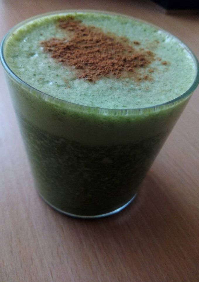 Una foto de Green smoothie o batido verde