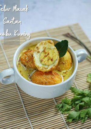 Foto resep Telur Masak Santan Bumbu Kuning