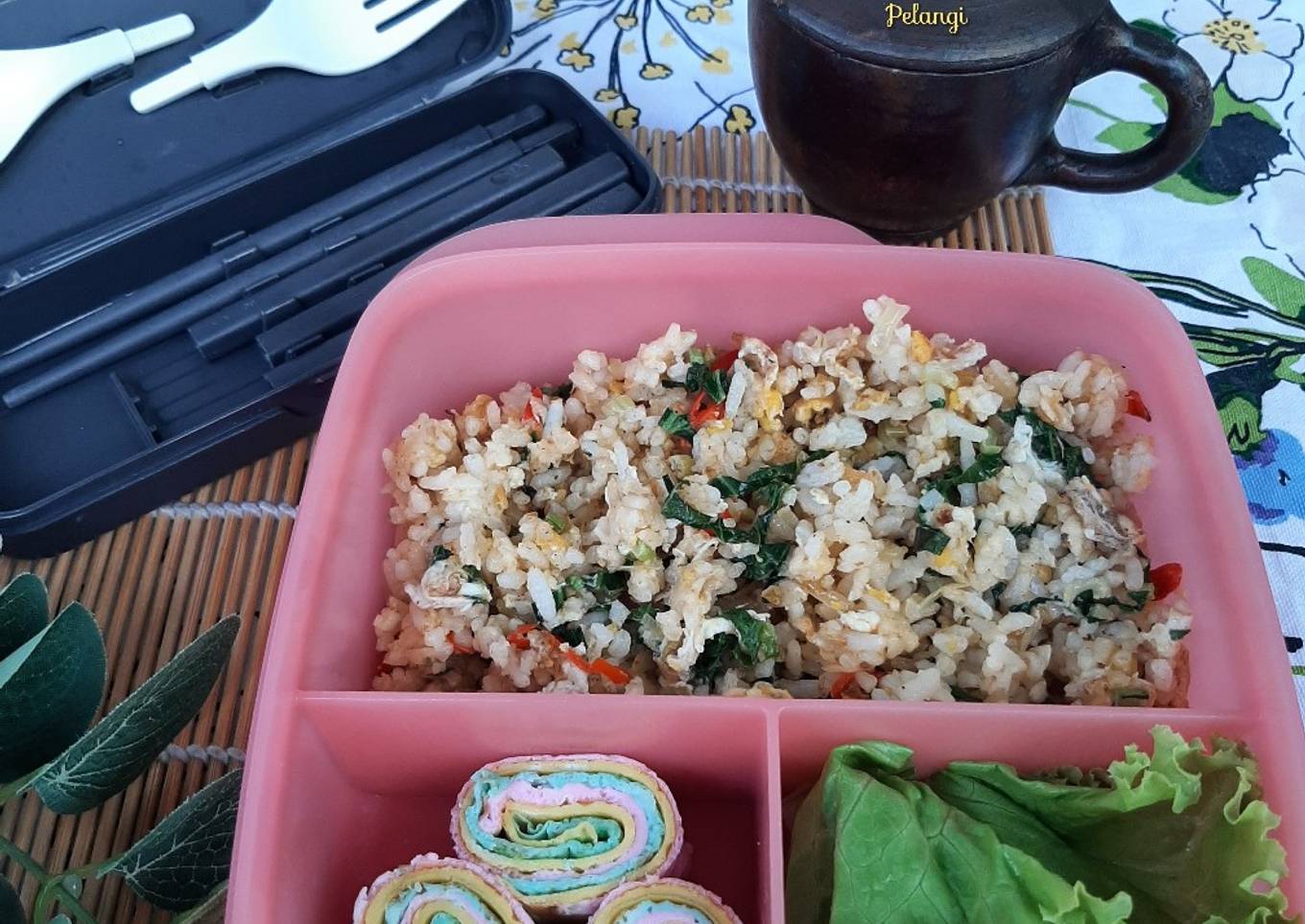 Nasi Goreng Keju dan Telur Pelangi