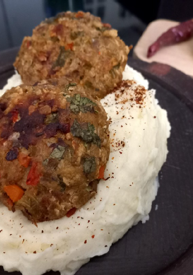 Una foto de Croquetas de Jurel y verduras al horno