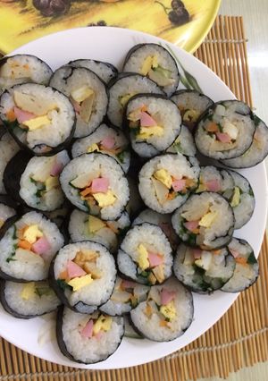 Hình của món Gimbap hàn quốc.