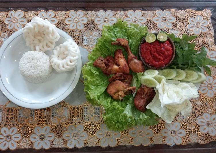 Resep Pecel Ayam Broiler, Lezat Sekali