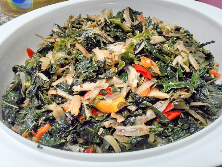 Langkah Mudah untuk Menyiapkan Tumis Teri Daun Pepaya, Enak Banget