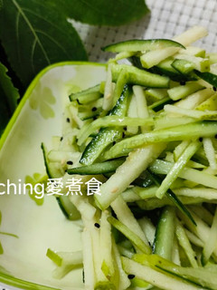 十分鐘上菜-涼拌蔬果雙絲 的食譜成品照片