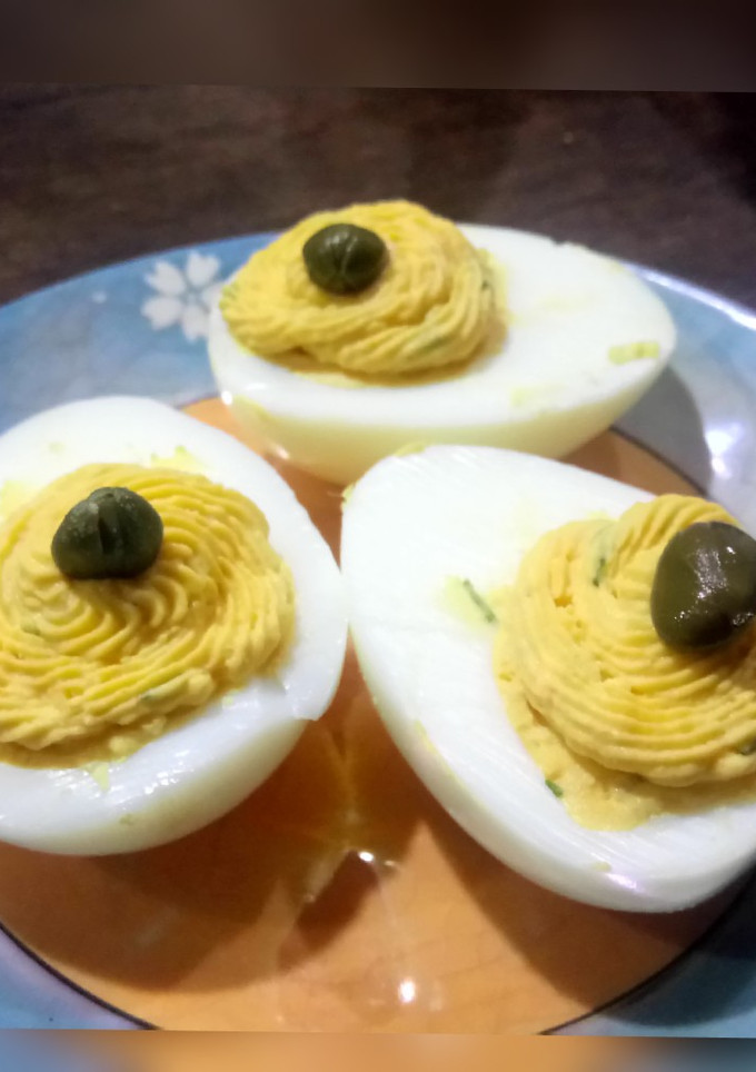 Una foto de Huevos rellenos