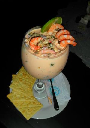 Una foto de Ceviche de camarón tigre