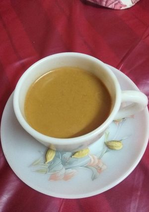 A picture of Kadak Elaichi wali chai.