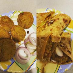 A picture of Lauki kebab & lauki kabab roll.