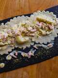Tortelloni al pistacchio ripieni di mousse di mortadella