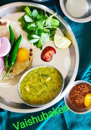 A picture of Palak Tuvar dal Patal Bhaji.