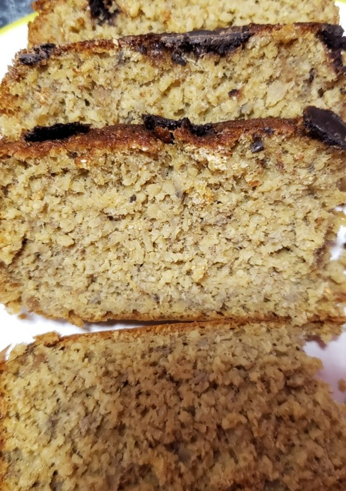 Una foto de Queque de plátano y avena