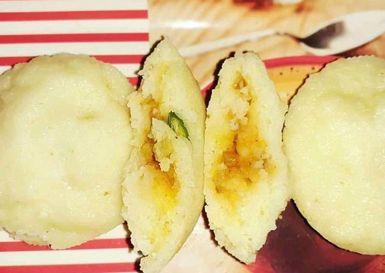 Instant Stuffed Idli..