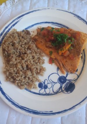 Una foto de Salmón a las hierbas