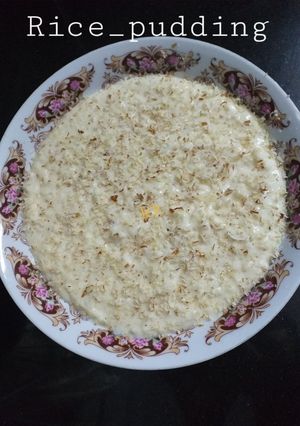 A picture of Rice pudding.