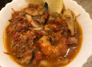 Una foto de Cazuela de mariscos