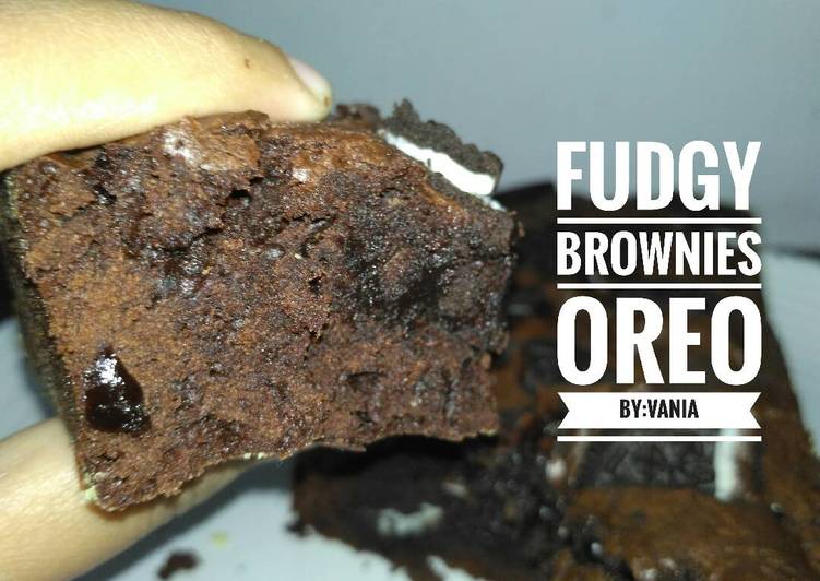 Brownies Panggang Oreo (No Mixer)