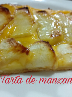 Una foto de Tarta de manzana y crema pastelera