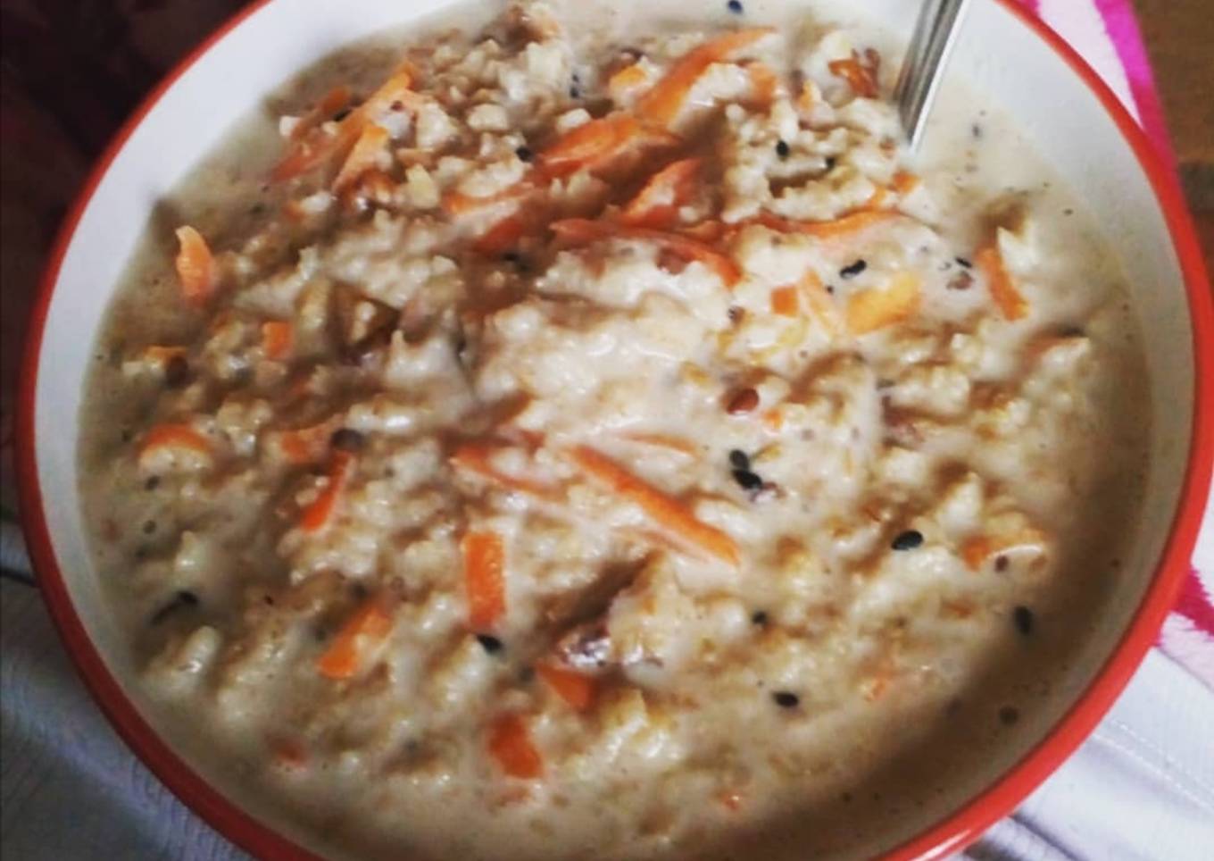 Avena con leche de arroz y zanahoria vegan 🥕🥣 (desayuno)