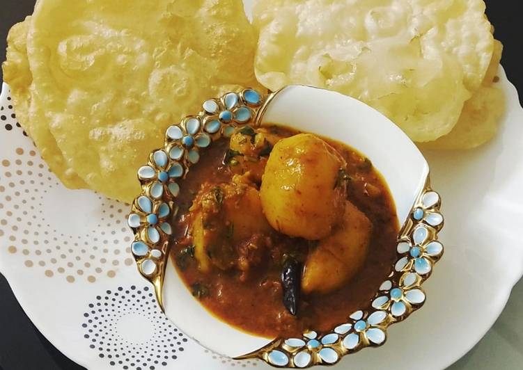 Who Else Wants To Know How To Luchi &amp; Alur Dom / Puri with Potato Curry