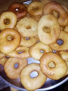 A picture of Doughnuts🍩🍩🍩.