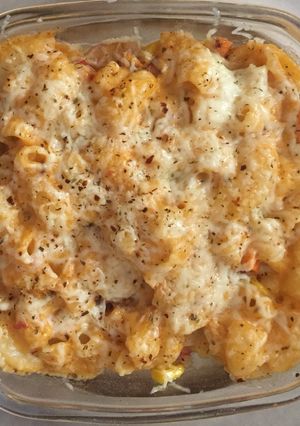 A picture of Baked Mac and Cheese.
