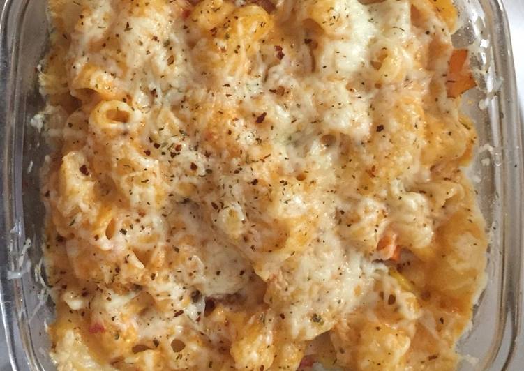 Steps to  Make Baked Mac and Cheese Flavorful