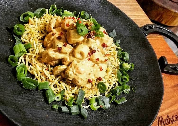 Strogonoff de frango com cogumelos - Tudogosreceitas