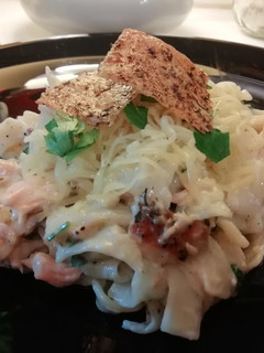 Tejszínes-lazacos tészta recept fotója