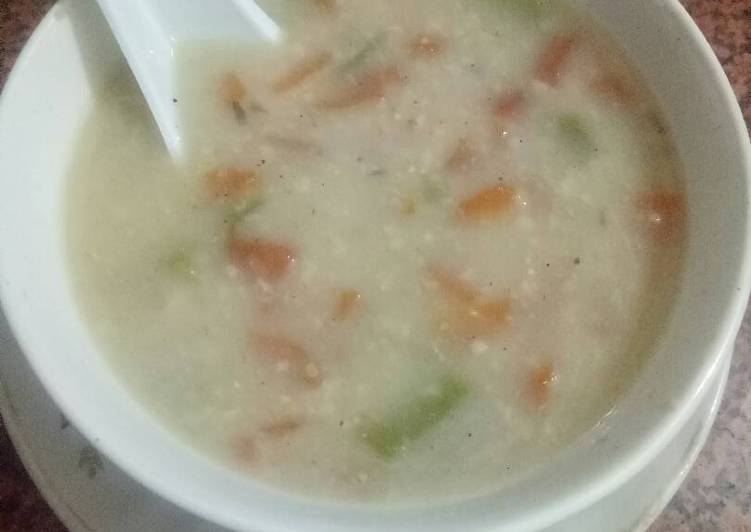 Mix veg soup with oats as thickening agent