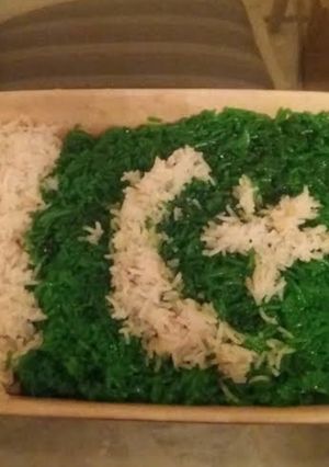 A picture of Sweet Rice decorated as Pakistani flag.