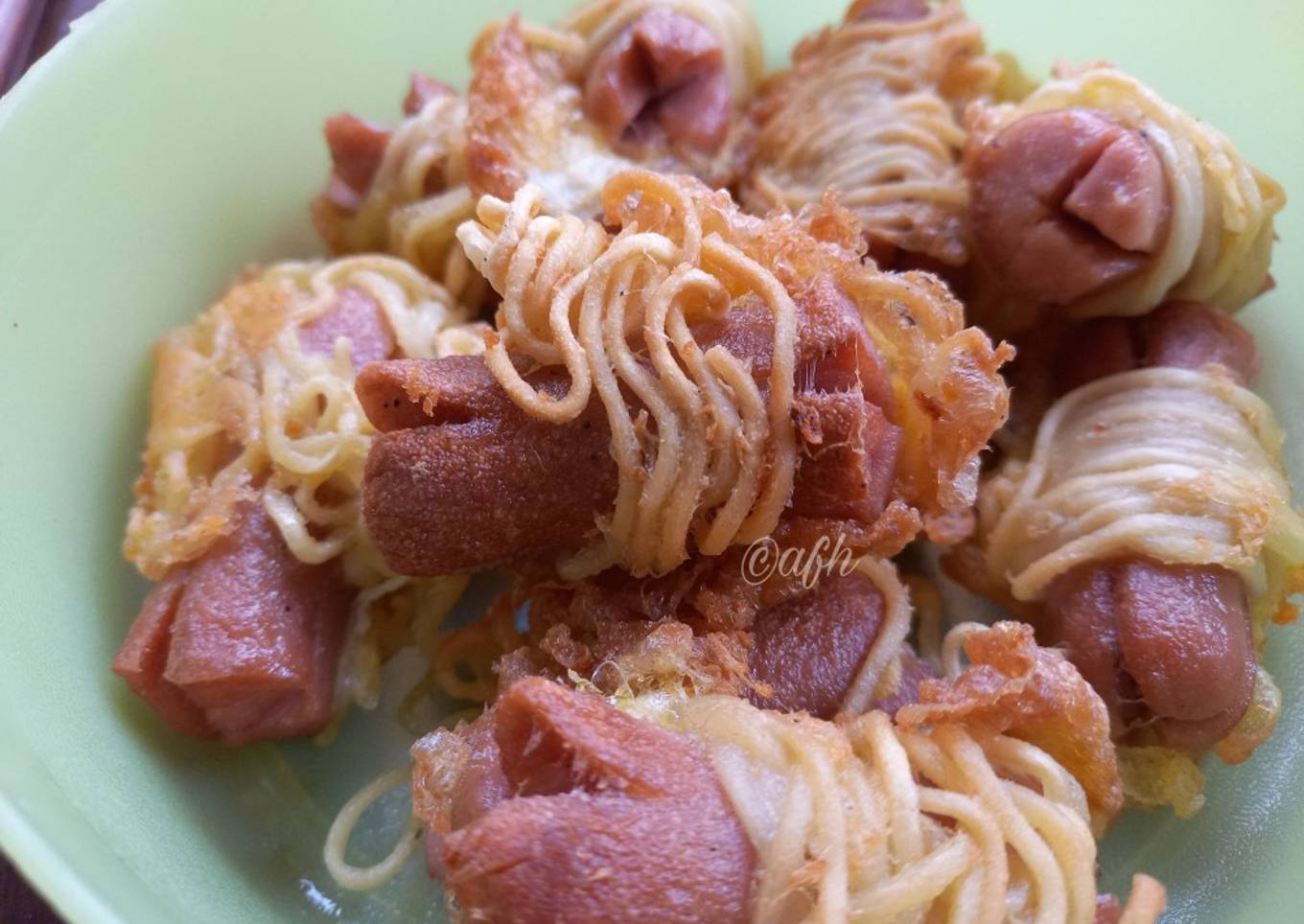 Sosis Roll Mie
