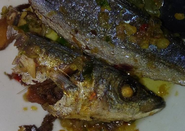 Tumis Ikan Cue