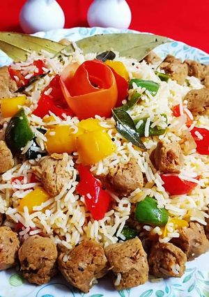A picture of Soyabean tricolor capsicum pulav.