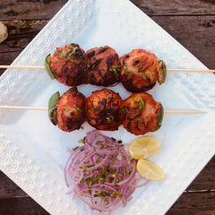 A picture of Tandoori Momos.
