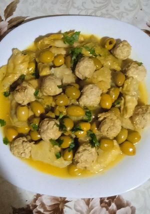 صورة لوصفة كرنب (ملفوف) محشي مع الزيتون