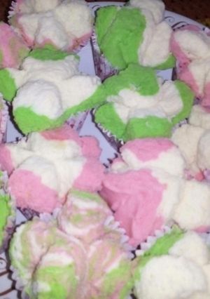 Foto resep Bolu kukus mekar warna warni