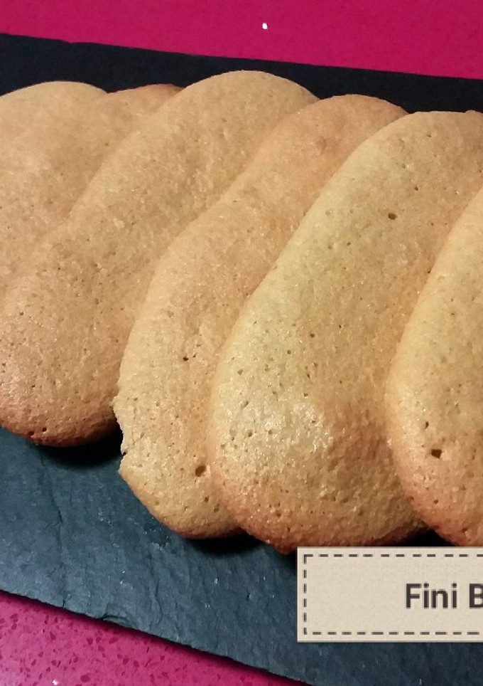 Una foto de Saludables soletillas o lenguas de gato sin gluten