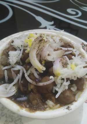 A picture of Multani chole chawal.