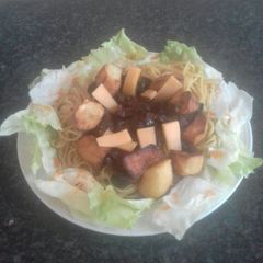A picture of Spaghetti and mushroom.