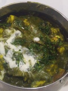 शाही पालक पनीर (Shahi palak paneer recipe in Hindi) रेसिपी मुख्य फोटो