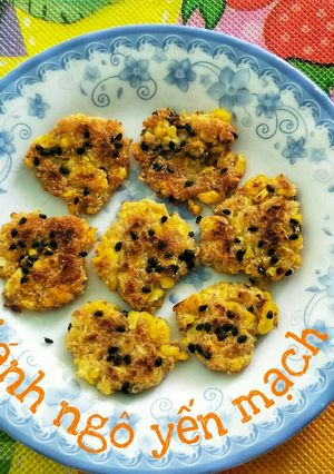 Hình của món Bánh ngô yến mạch.
