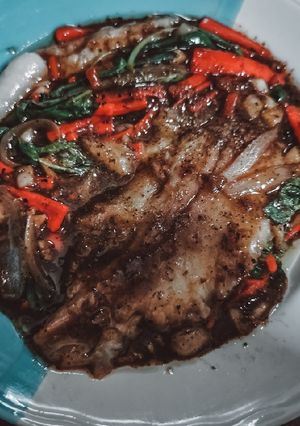 รูปของ ปลาดอลลี่ผัดพริกไทยดำ