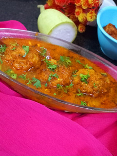 लौकी कोफ्ता करी (Lauki Kofta Curry ki recipe in hindi) रेसिपी मुख्य फोटो
